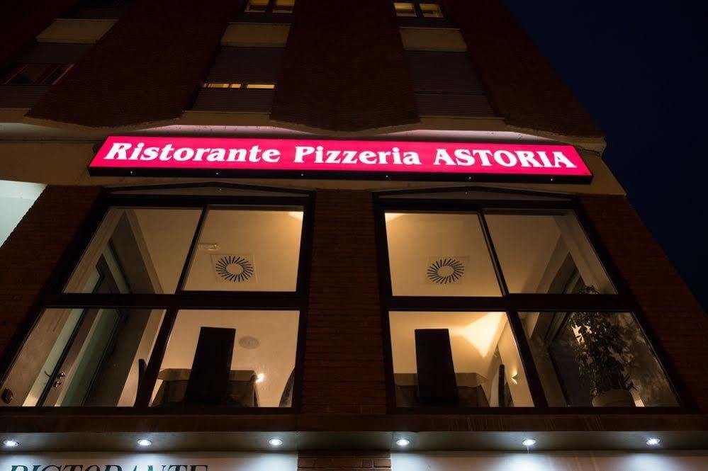 Hotel Astoria Fidenza Luaran gambar